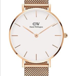 Daniel Wellington Petite Melrose Watch - 28mm